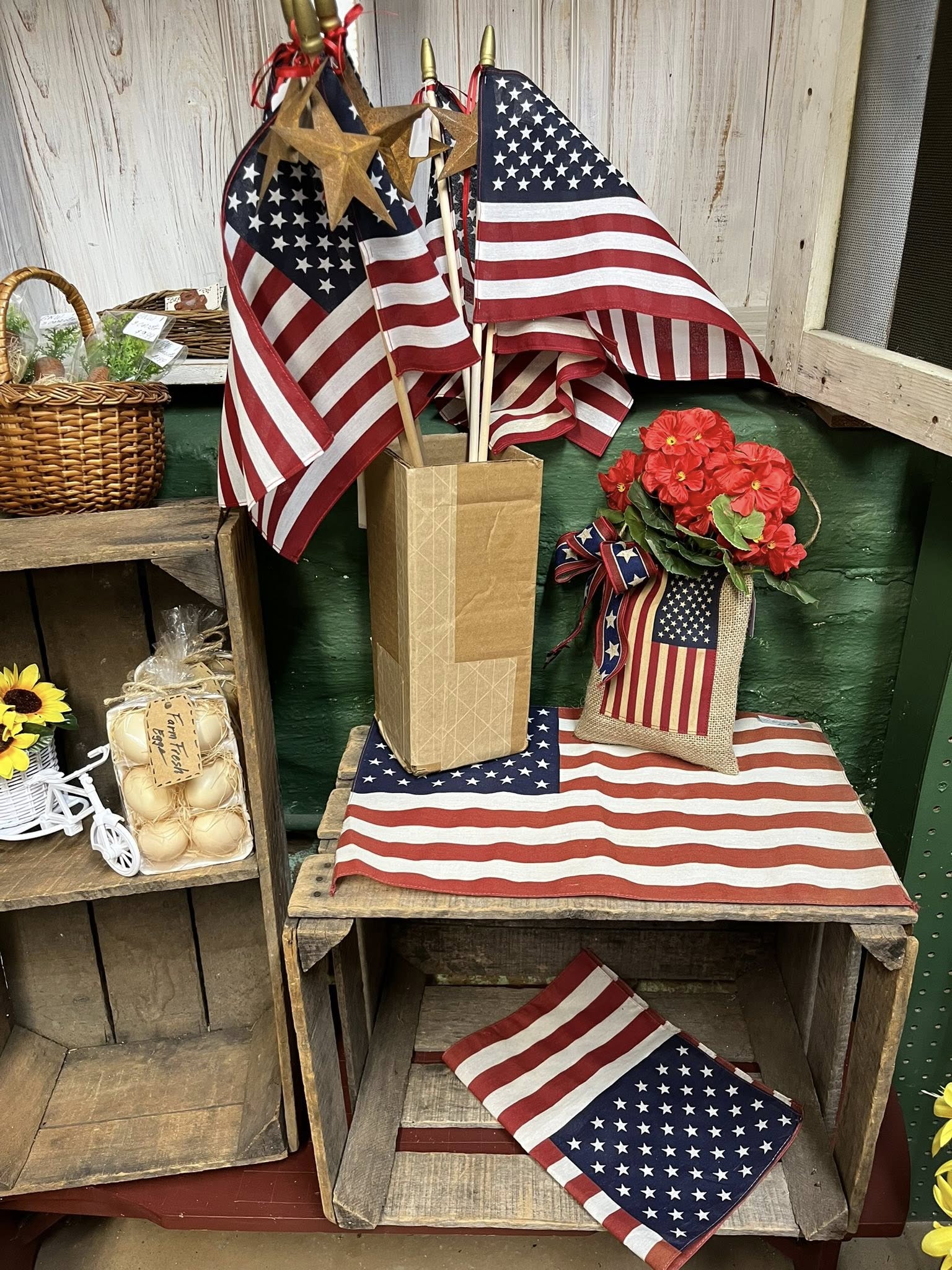 Olde Factory Antiques & Crafts store display